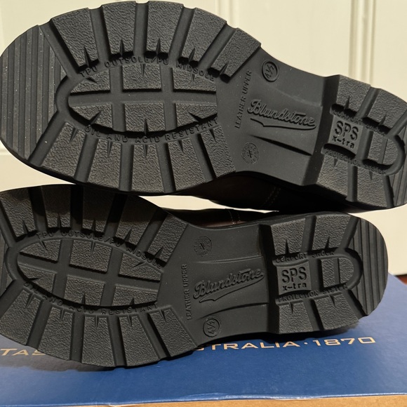 NIB Blundstone Classic 1469 - Picture 8 of 12